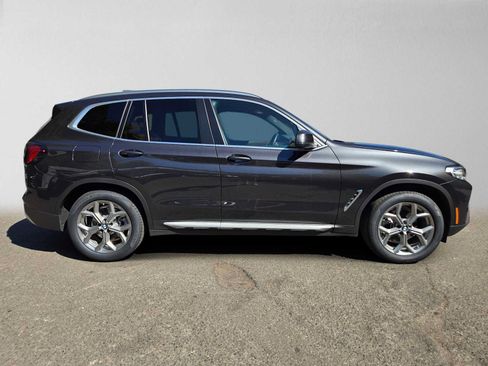 Used 2023 BMW X3 xDrive30i w/ Premium Package AWD/4WD image 2