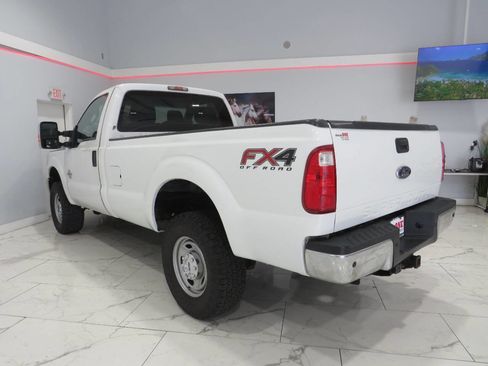 Used 2012 Ford F350 XLT w/ Snow Plow Prep Pkg AWD/4WD image 4