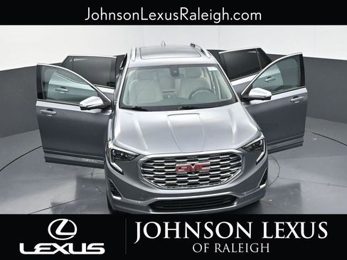 Used 2020 GMC Terrain Denali w/ Denali Premium Package image 34