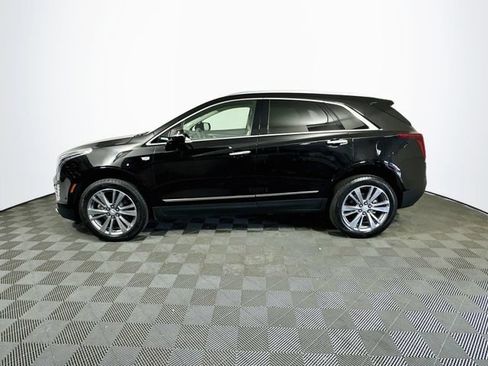 Used 2025 Cadillac XT5 Premium Luxury w/ Technology Package FWD image 5