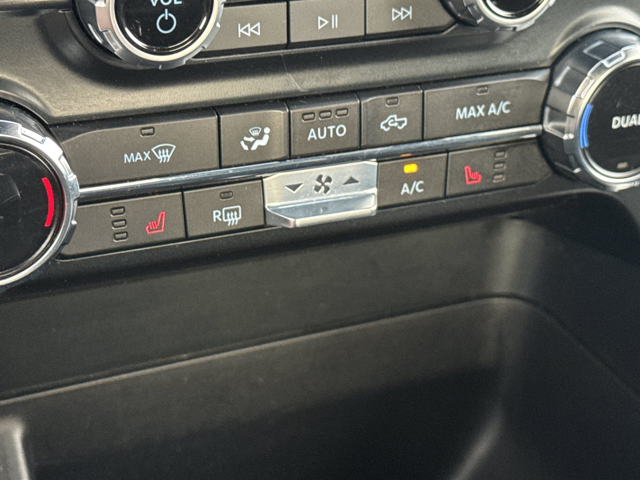 Used 2022 Ford F150 XLT w/ Equipment Group 302A High AWD/4WD image 19