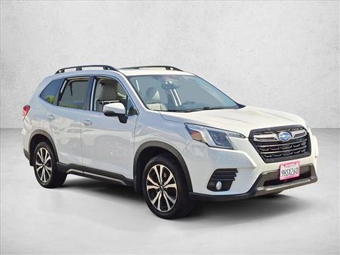 Used 2023 Subaru Forester Limited AWD/4WD image 3