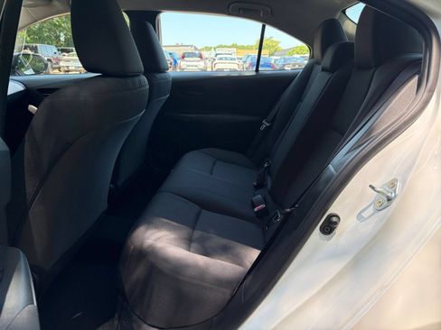 Used 2025 Toyota Corolla LE FWD image 23