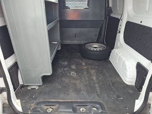 Used 2020 Nissan NV200 S image 21
