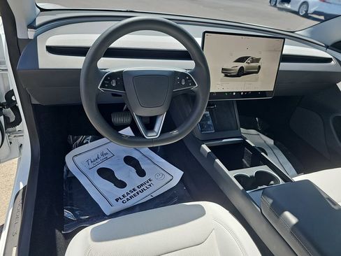 Used 2024 Tesla Model 3 Long Range RWD image 21