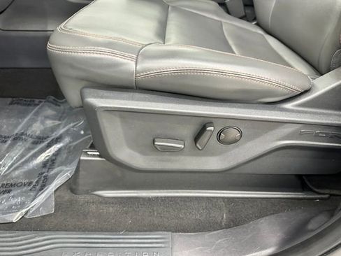 Certified 2025 Ford Expedition Max Active image 43