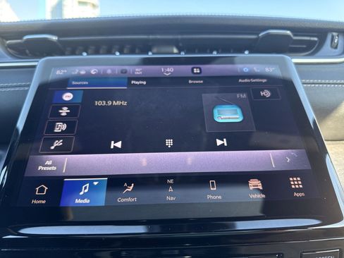 Used 2023 Jeep Grand Cherokee L Limited image 18