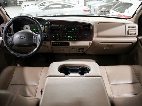 Used 2005 Ford F350 4x4 Crew Cab DRW Super Duty image 18