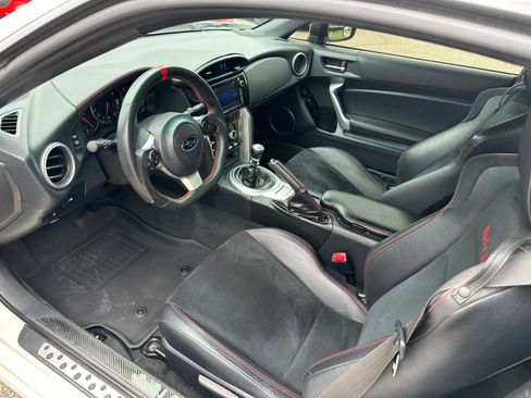Used 2018 Subaru BRZ Limited w/ Performance Package RWD image 11