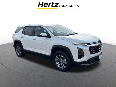 Used 2025 Chevrolet Equinox LT FWD image 1