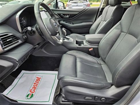 Used 2023 Subaru Outback Limited image 8