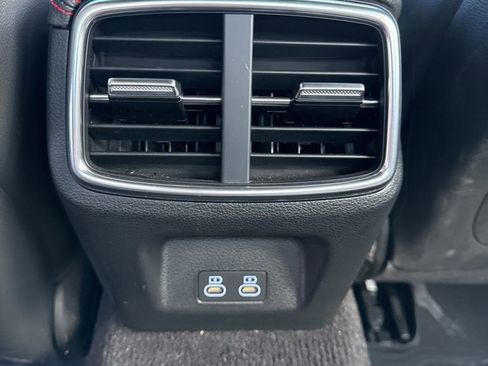 Used 2025 Genesis G70 3.3T Advanced image 15