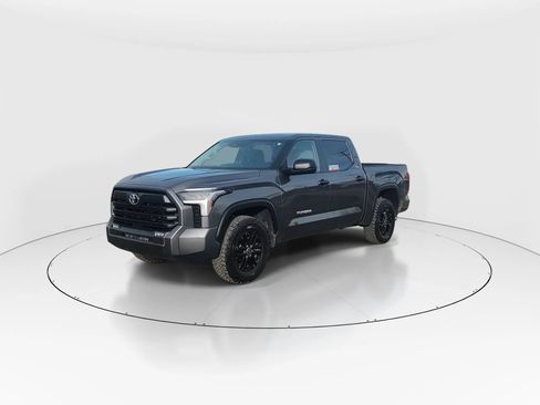 Used 2024 Toyota Tundra SR5 image 4