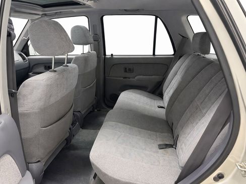 Used 2000 Toyota 4Runner SR5 image 13