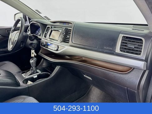 Used 2014 Toyota Highlander Plus image 27