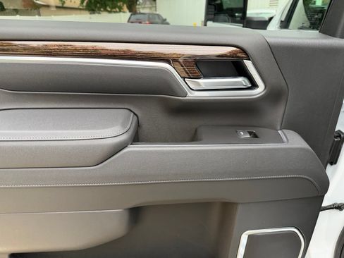 New 2026 GMC Sierra 2500 SLE w/ SLE Value Package; AWD/4WD image 23