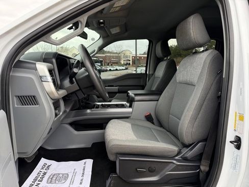 Used 2024 Ford F250 XLT w/ FX4 Off-Road Package image 13