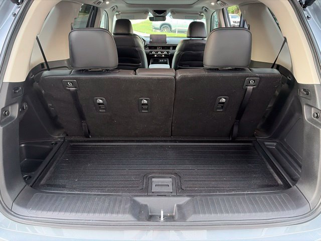 Certified 2025 Honda Pilot Touring image 10