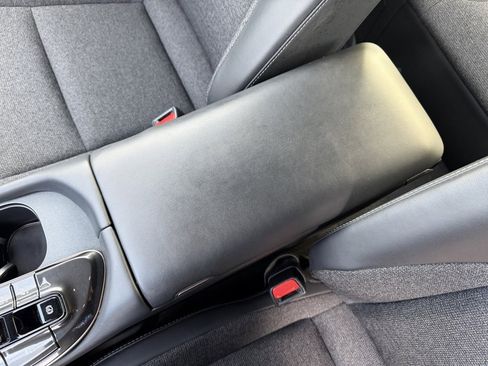 Used 2024 Toyota Crown XLE image 25