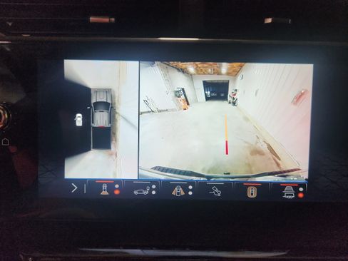 Used 2024 GMC Sierra 2500 AT4 w/ AT4 Premium Plus Package image 19