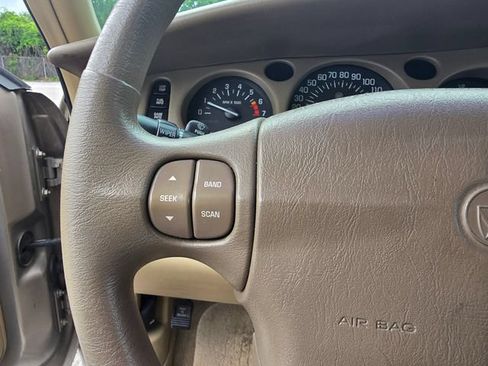 Used 2004 Buick Le Sabre Custom FWD image 21