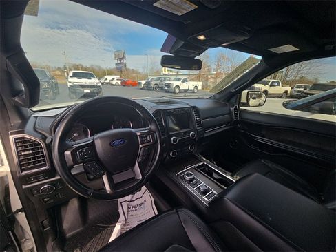 Used 2021 Ford Expedition Limited image 10