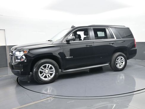 Used 2016 Chevrolet Tahoe LT image 2