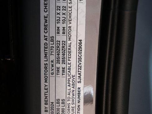 New 2025 Bentley Bentayga image 29