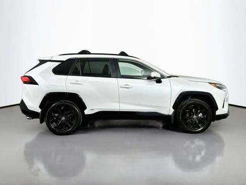 Certified 2025 Toyota RAV4 SE w/ Convenience Package AWD/4WD image 8