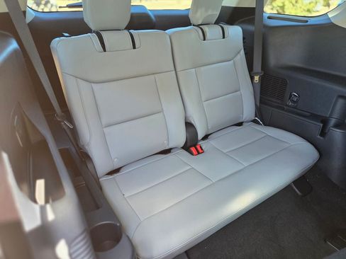 New 2026 Ford Explorer Active w/ Active Comfort Package RWD image 13
