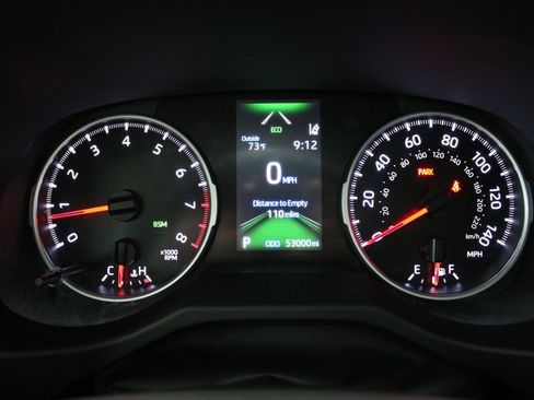 Used 2022 Toyota RAV4 XLE w/ Convenience Package AWD/4WD image 31
