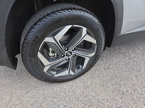 Used 2024 Hyundai Tucson Limited AWD/4WD image 7