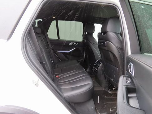 Used 2020 BMW X5 xDrive40i w/ Premium Package image 29