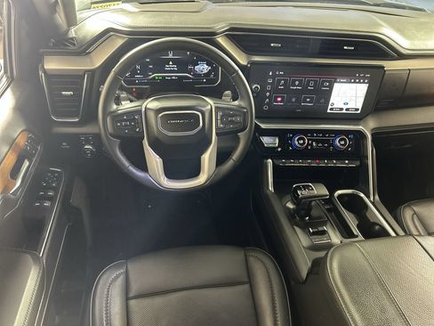 Used 2023 GMC Sierra 1500 Denali w/ Denali Reserve Package AWD/4WD image 23