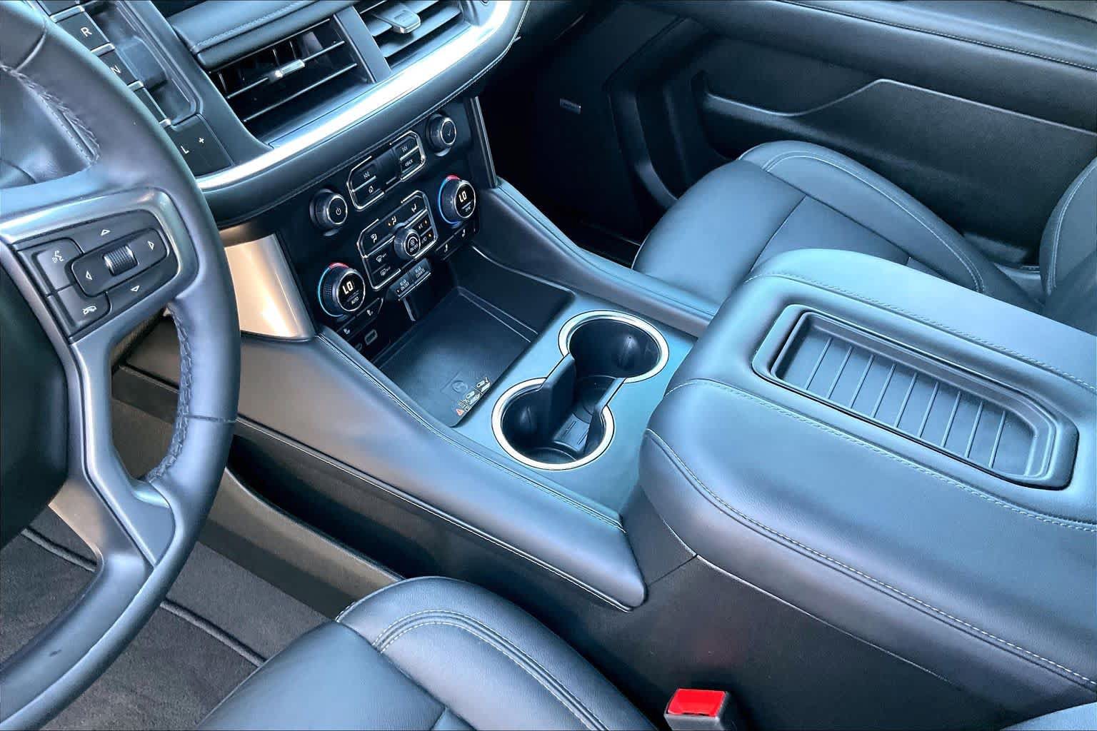 Used 2023 Chevrolet Tahoe LT w/ LT Signature Package RWD image 16
