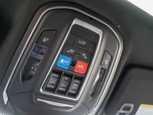 New 2026 Jeep Grand Cherokee Limited w/ Limited Altitude Package image 28