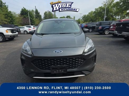 Used 2020 Ford Escape S AWD/4WD image 2
