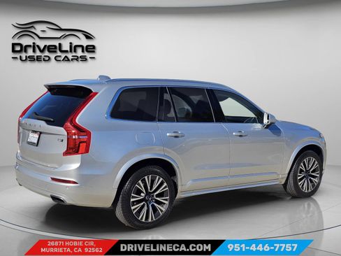Used 2021 Volvo XC90 T5 Momentum w/ Climate Package image 2