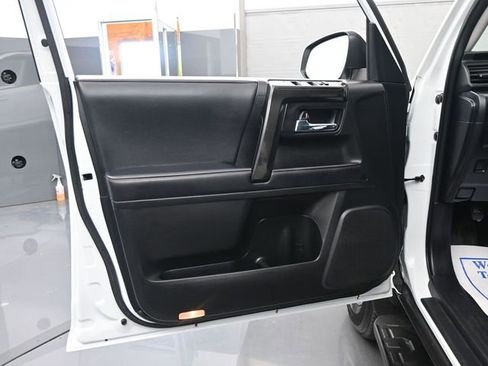 Used 2024 Toyota 4Runner TRD Off-Road image 10