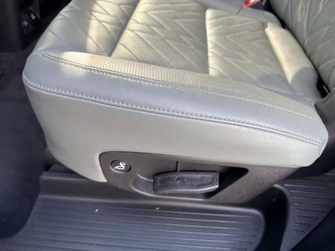 Used 2023 Kia Telluride SX Prestige X-Pro image 16