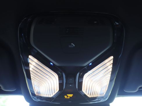 Used 2024 BMW X3 sDrive30i w/ Premium Package w/ZPA image 24