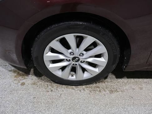 Used 2016 Kia Optima LX image 9