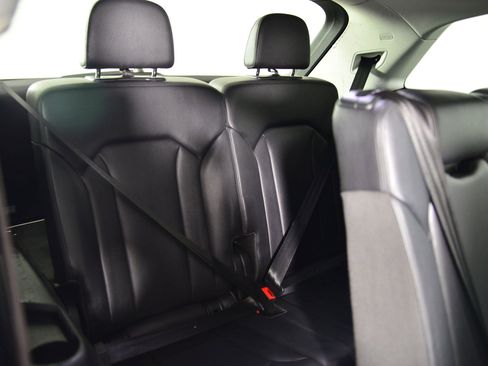 Used 2019 Audi Q7 2.0T Premium w/ Convenience Package image 21