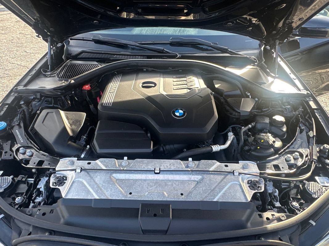 Used 2021 BMW 330i xDrive Sedan w/ Driving Assistance Package AWD/4WD image 9