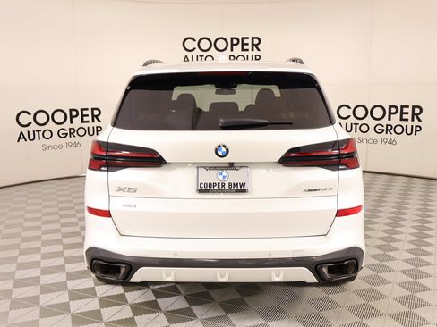Used 2024 BMW X5 xDrive40i w/ M Sport Package AWD/4WD image 23