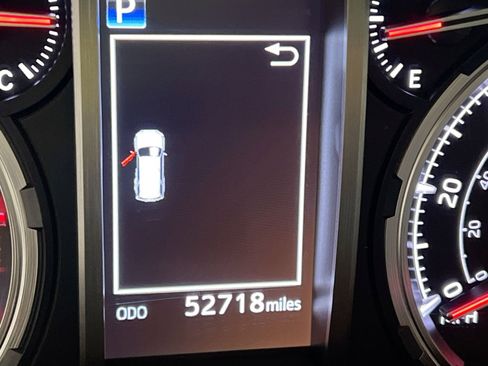 Used 2022 Toyota 4Runner Limited image 30