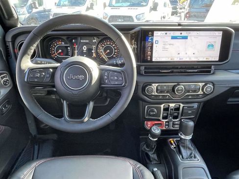 New 2026 Jeep Gladiator Rubicon image 11