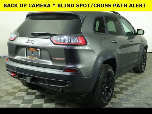 Used 2022 Jeep Cherokee Trailhawk w/ Premium Leather Package image 9