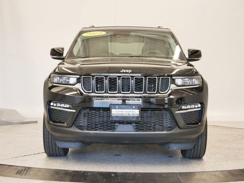 Certified 2023 Jeep Grand Cherokee Limited image 51