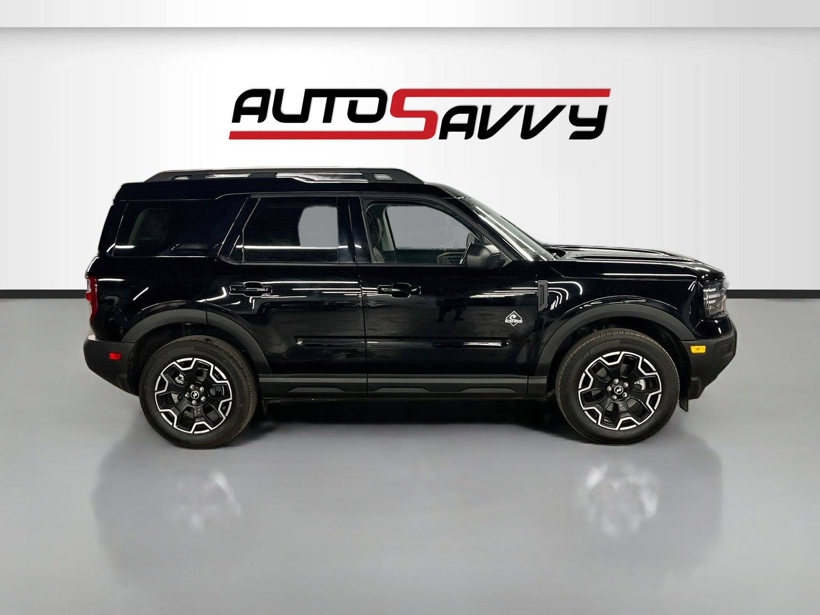 Used 2025 Ford Bronco Sport Outer Banks AWD/4WD image 8